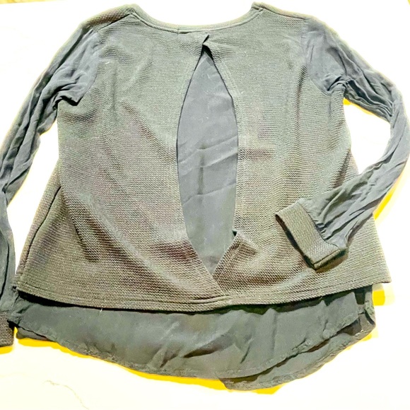 🌸3 for $20 layered Blouse Black Long Sleeve Top Size S Petit - Picture 7 of 15